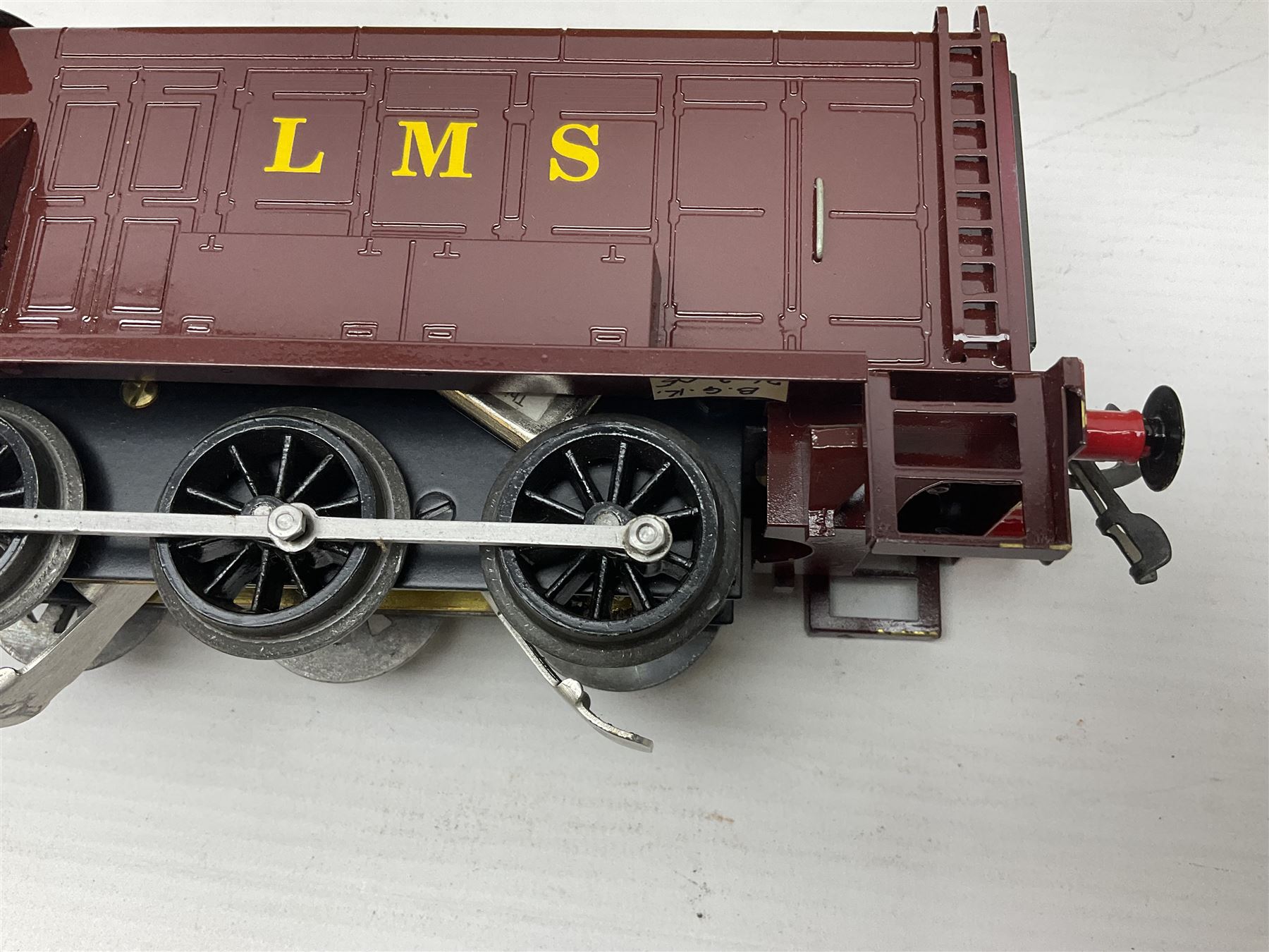 Ray Cooper '0' gauge - Directory Series LMS 0-6-0 diesel shunting locomotive No.7098; in plain brown - Image 12 of 12