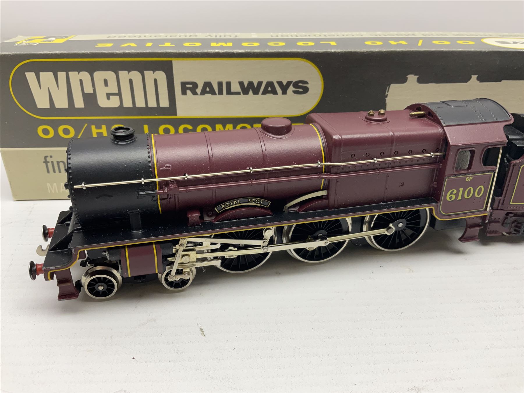 Wrenn '00' gauge - Class 6P (Royal Scot) 4-6-0 locomotive 'Royal Scot' No.6100 in LMS Maroon; smoke - Image 2 of 17