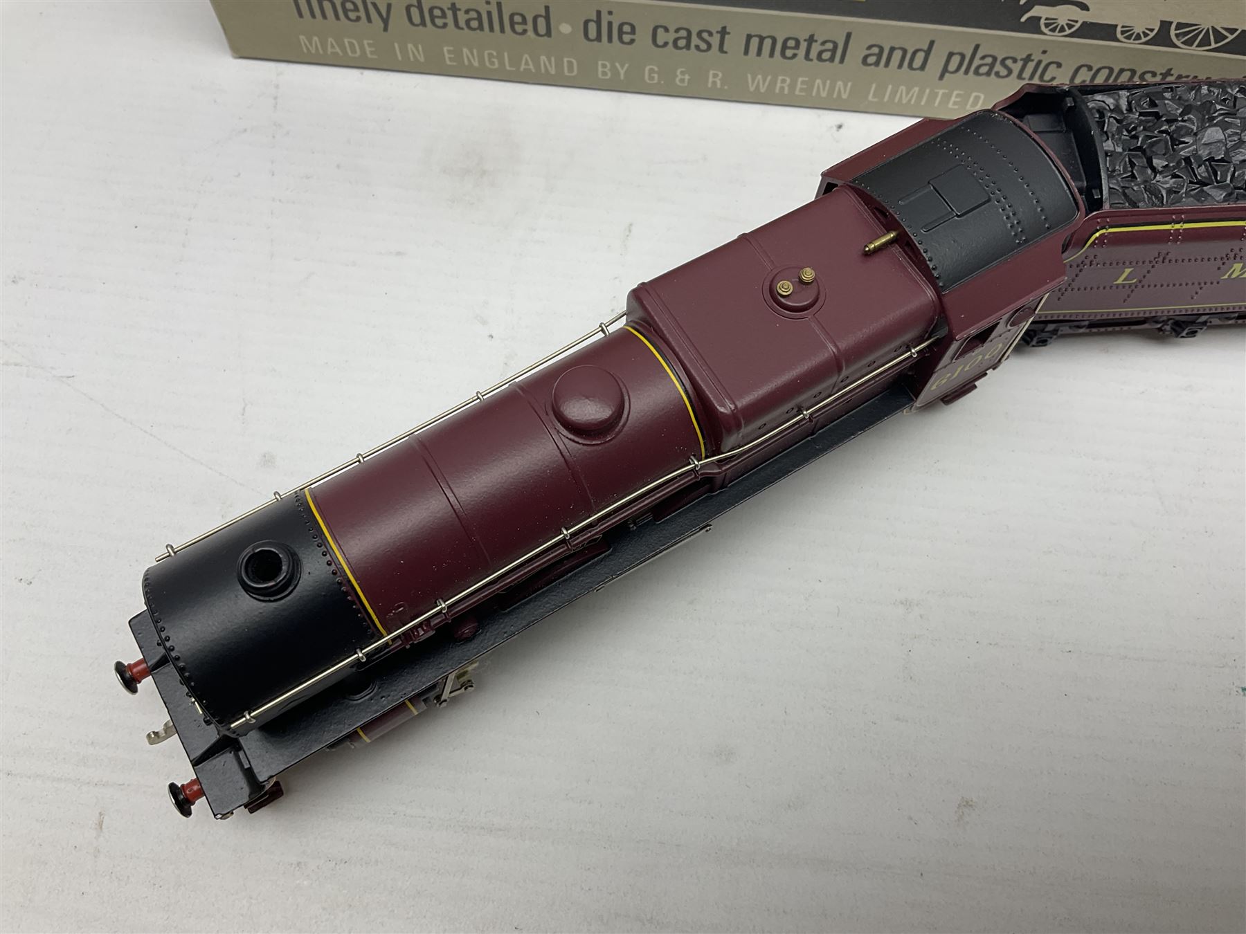 Wrenn '00' gauge - Class 6P (Royal Scot) 4-6-0 locomotive 'Royal Scot' No.6100 in LMS Maroon; smoke - Image 4 of 17