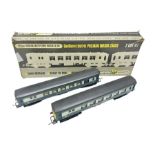 Wrenn '00' gauge - 'The Brighton Belle' Southern Electric Pullman two-car set Nos.S290S and S291S; b