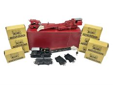 Hornby Dublo - 4620 Breakdown Crane No.133 in red with Match Trucks; boxed; another unboxed 4620 Bre