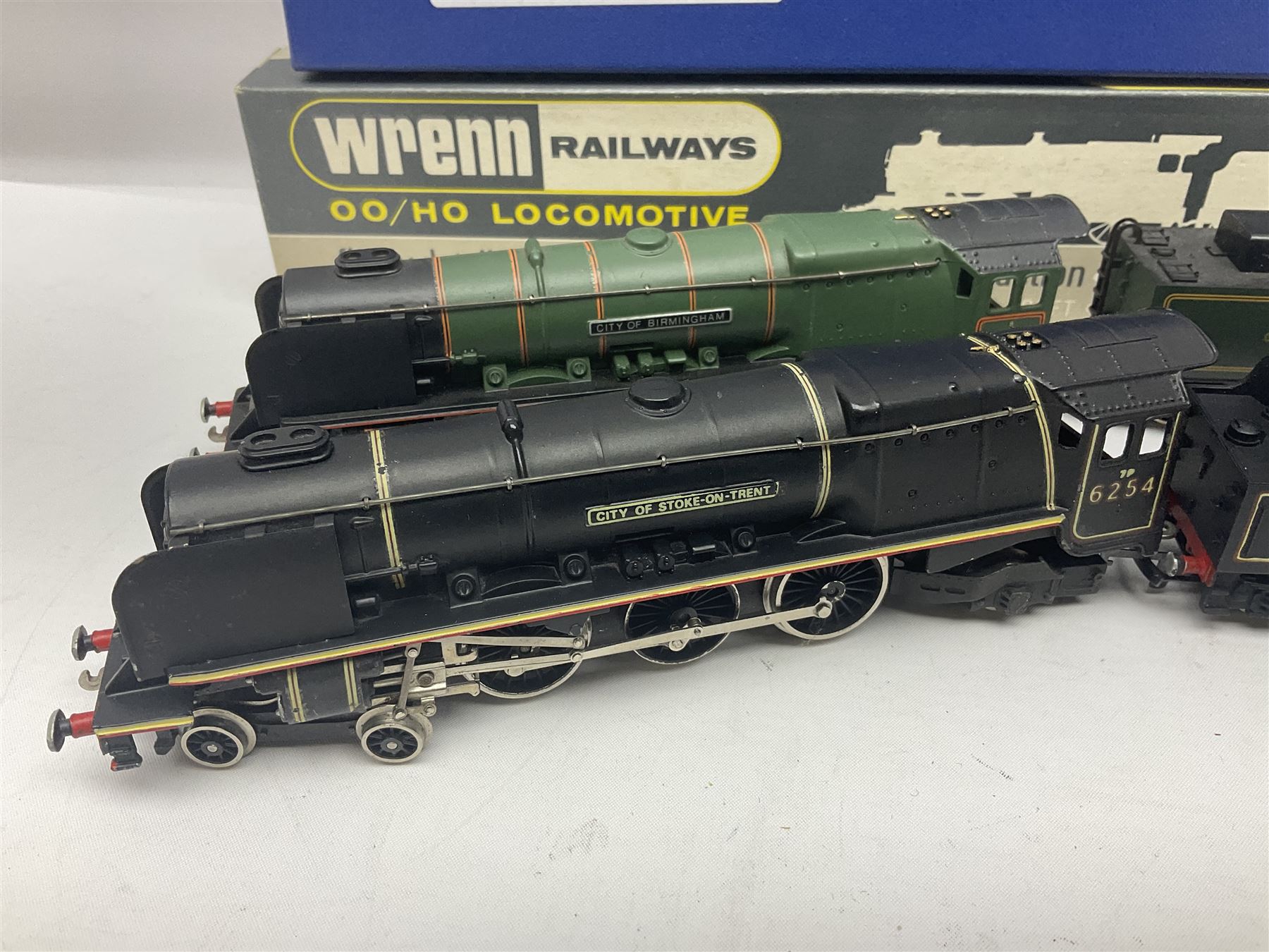 Wrenn '00' gauge - two Princess Coronation (Duchess Class) 4-6-2 locomotives - 'City of Birmingham' - Image 11 of 11