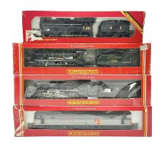 Hornby '00' gauge - Class V 'Schools' 4-4-0 locomotive 'Cranleigh' No.936 in Southern green; 'Black