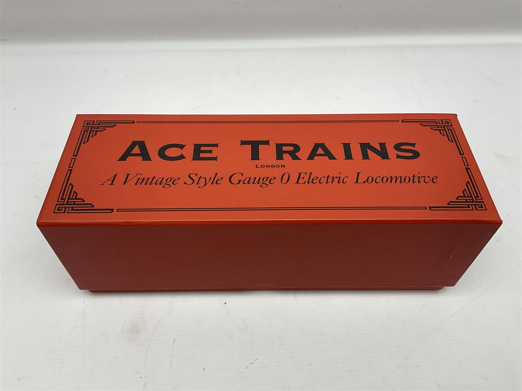 Ace Trains '0' gauge - E/2BR 4-4-4 tank locomotive No.32085 in BR black; boxed with original packagi - Image 2 of 17