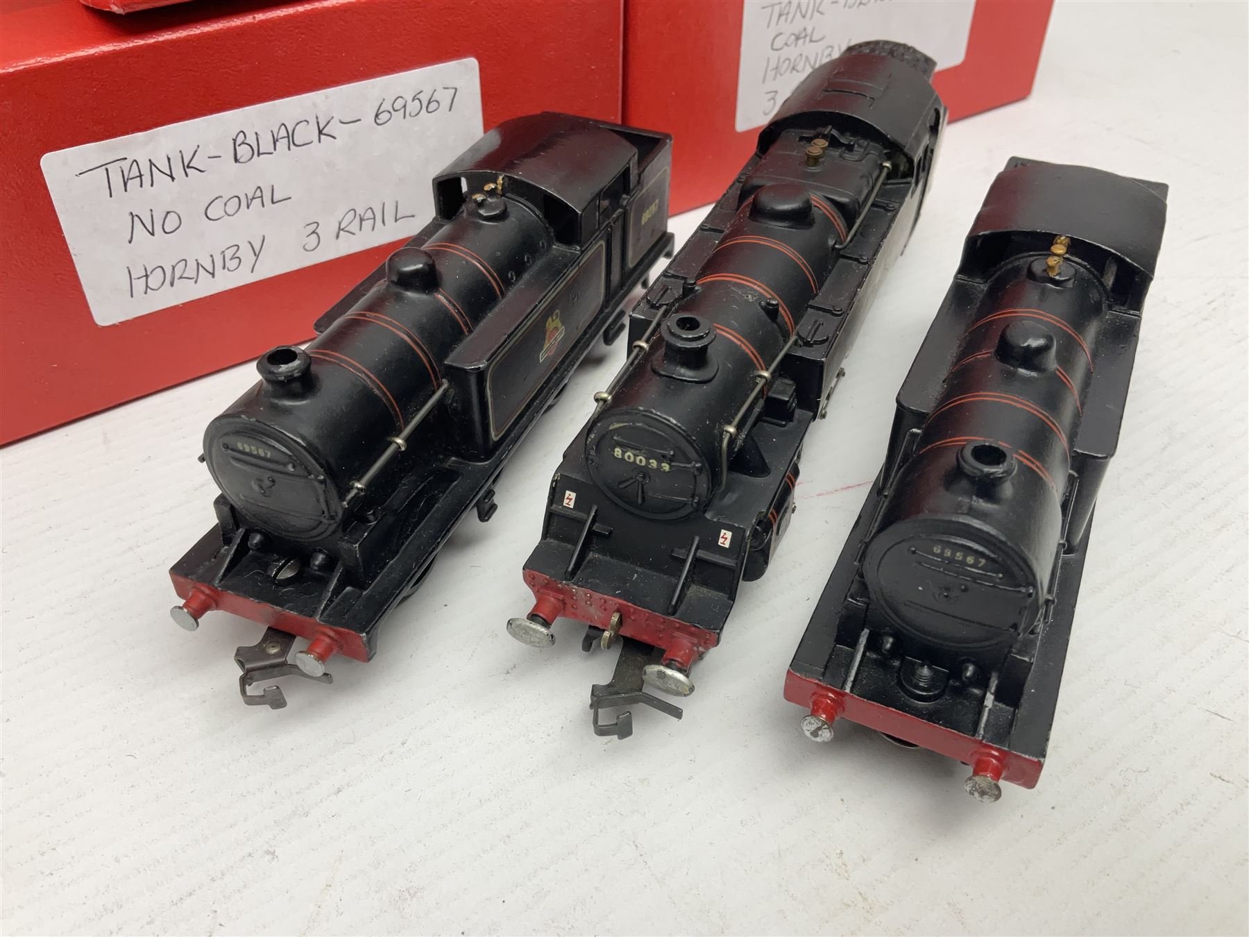 Hornby Dublo - 3-rail EDL17 Class N2 0-6-2 tank locomotive without coal No.69567; and Class N2 0-6-2 - Image 2 of 8