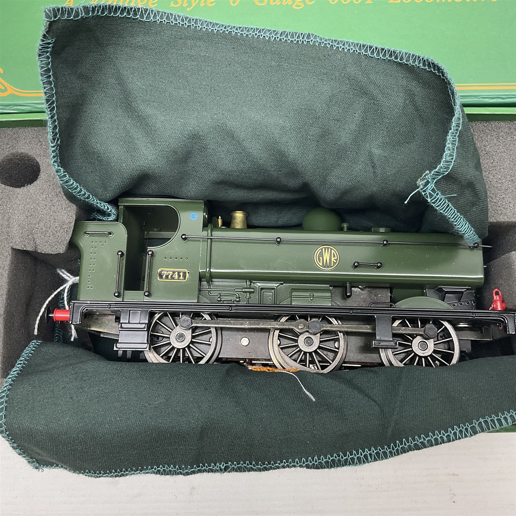 Darstaed '0' gauge - GWR 0-6-0 Pannier tank locomotive No.7741; boxed with original packaging and in - Image 6 of 15