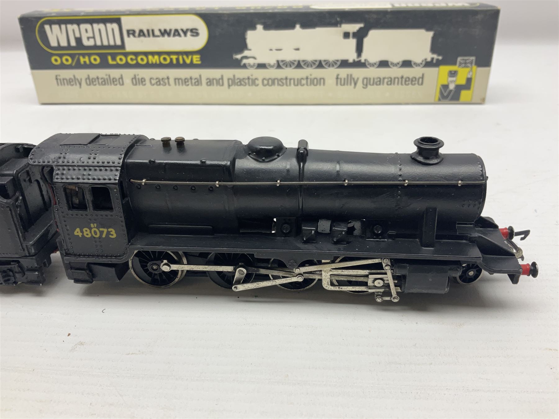 Wrenn '00' gauge - two Class 8F 2-8-0 locomotives - No.48073 in BR Plain Black; boxed; and No.8042 i - Image 19 of 21