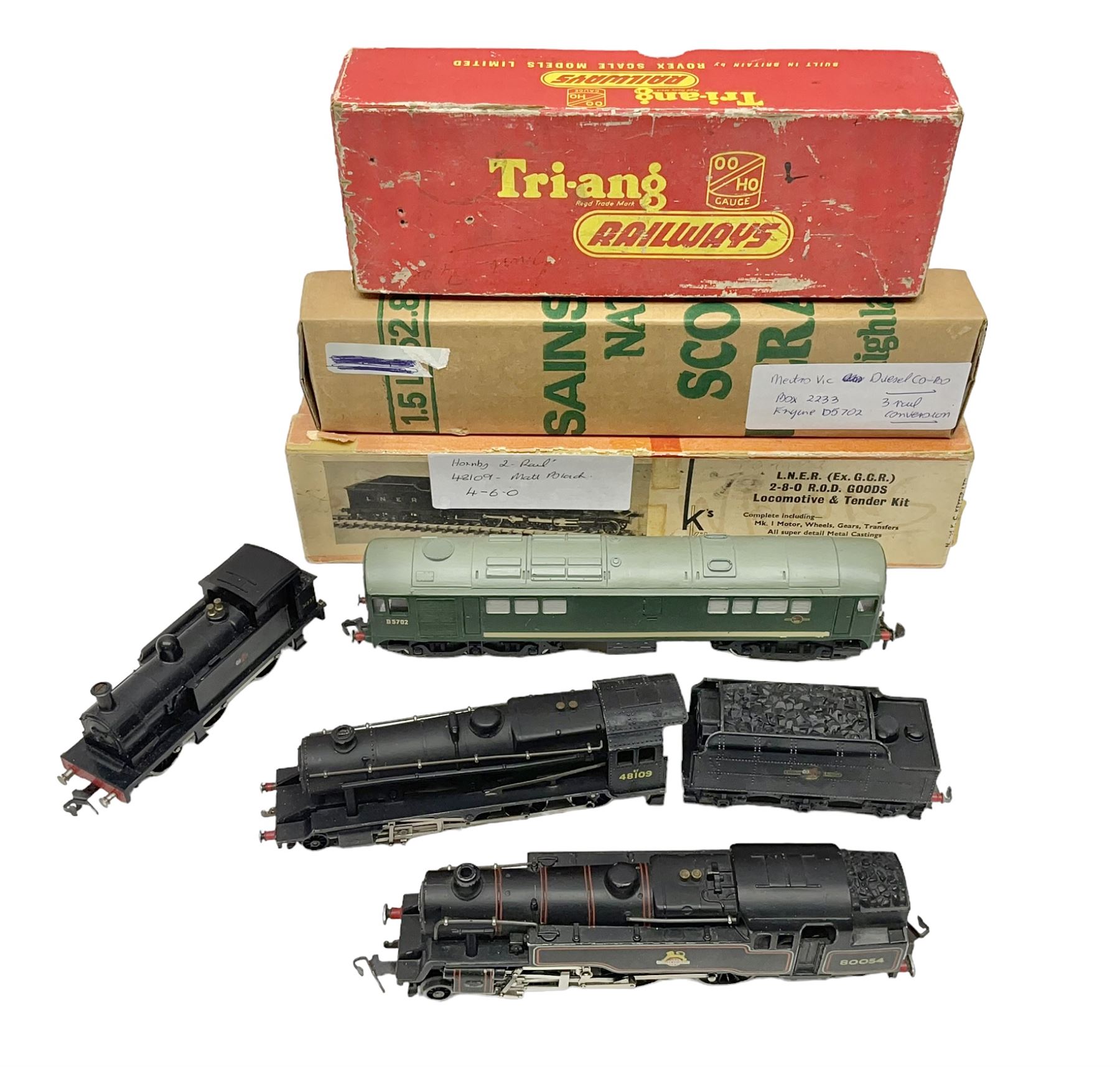 Hornby Dublo - 2-rail - Class 8F 2-8-0 locomotive No.48109 in BR black; Class R1 0-6-0 tank locomoti