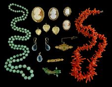 Edwardian and later jewellery including gold peridot and seed pearl brooch