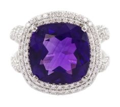 Damas 18ct white gold amethyst and diamond Vera ring