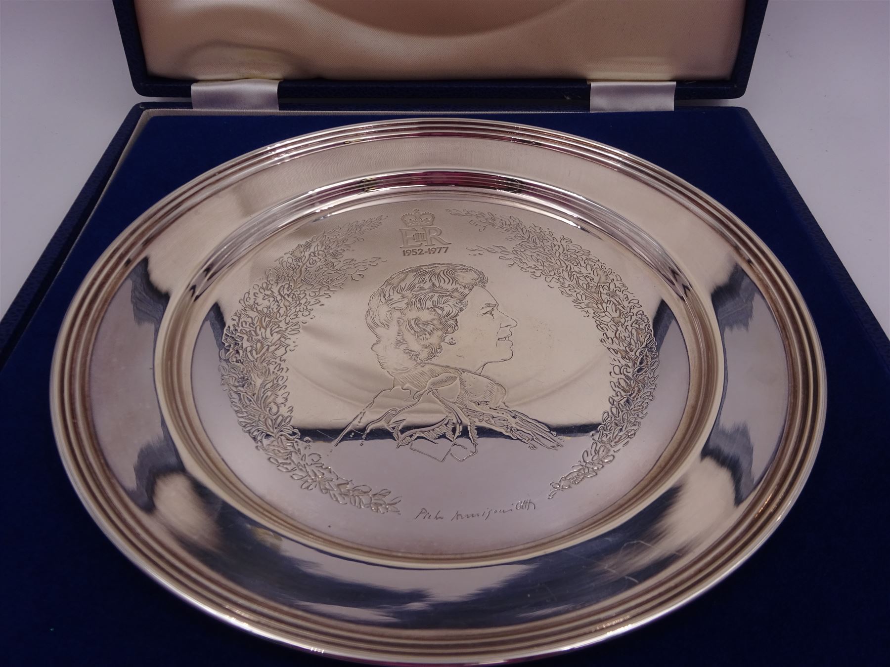 Modern limited edition silver plate - Image 2 of 8