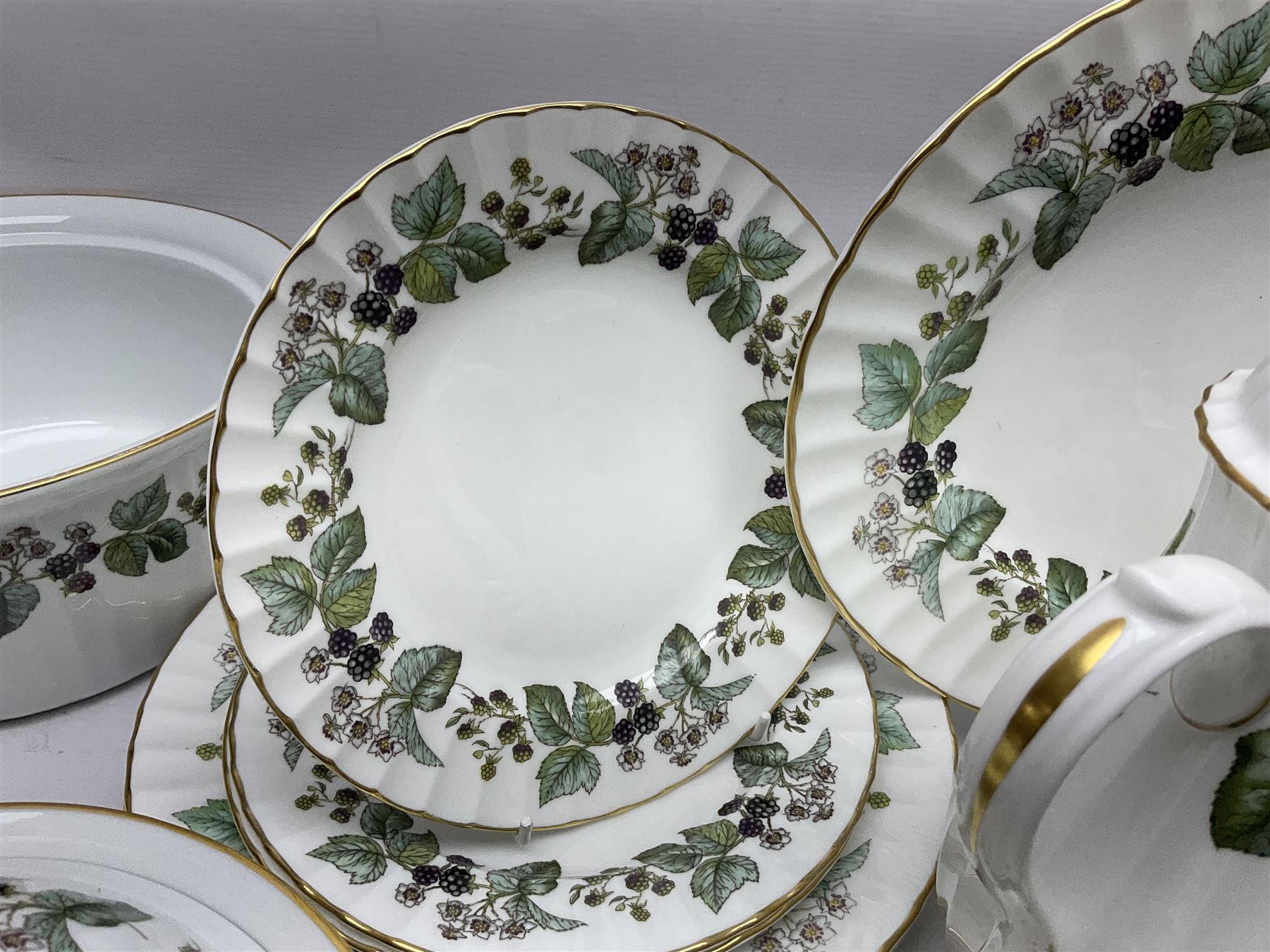 Royal Worcester Lavinia pattern dinner and tea wares comprising coffee pot - Image 16 of 18