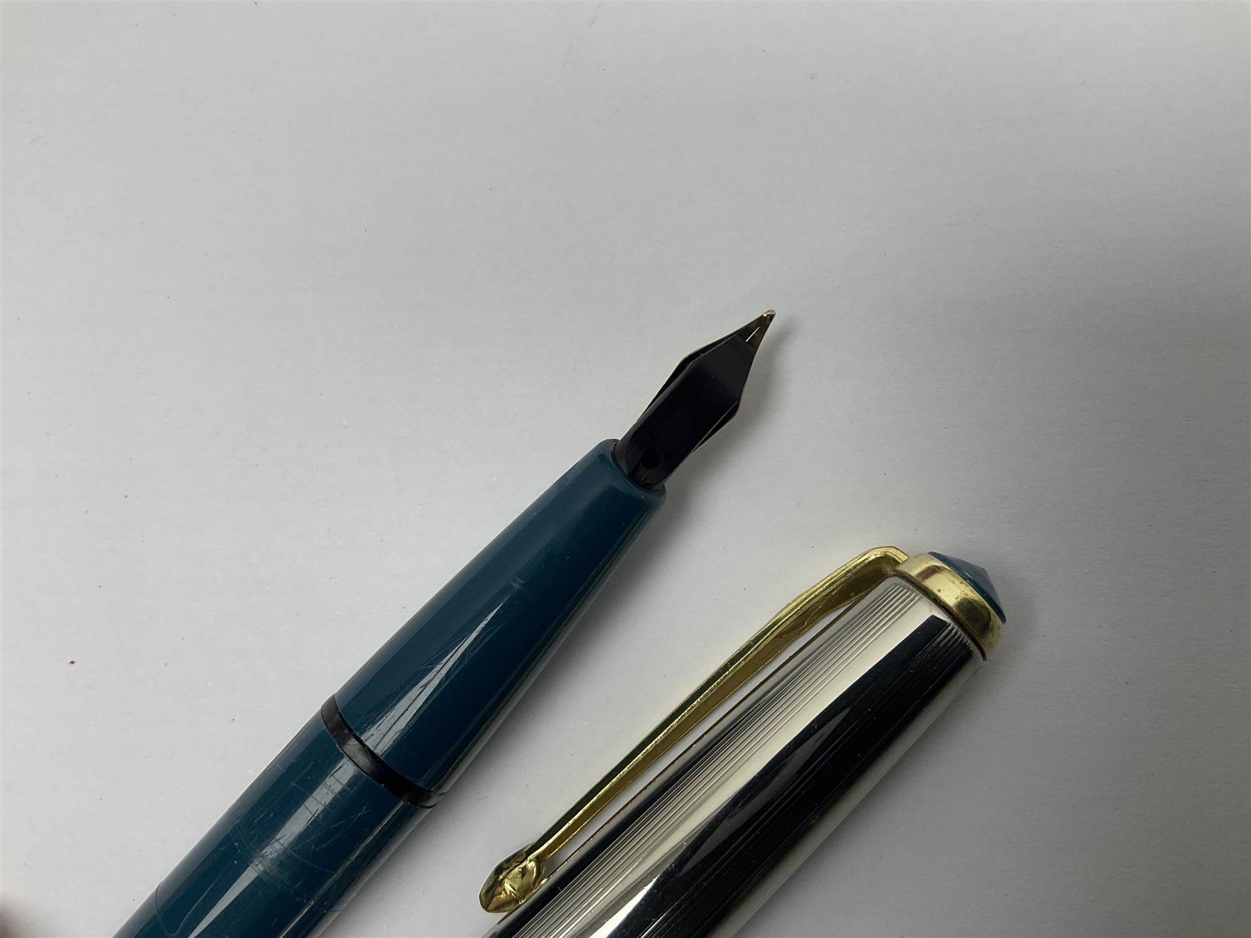 Three fountain pens - Image 4 of 18