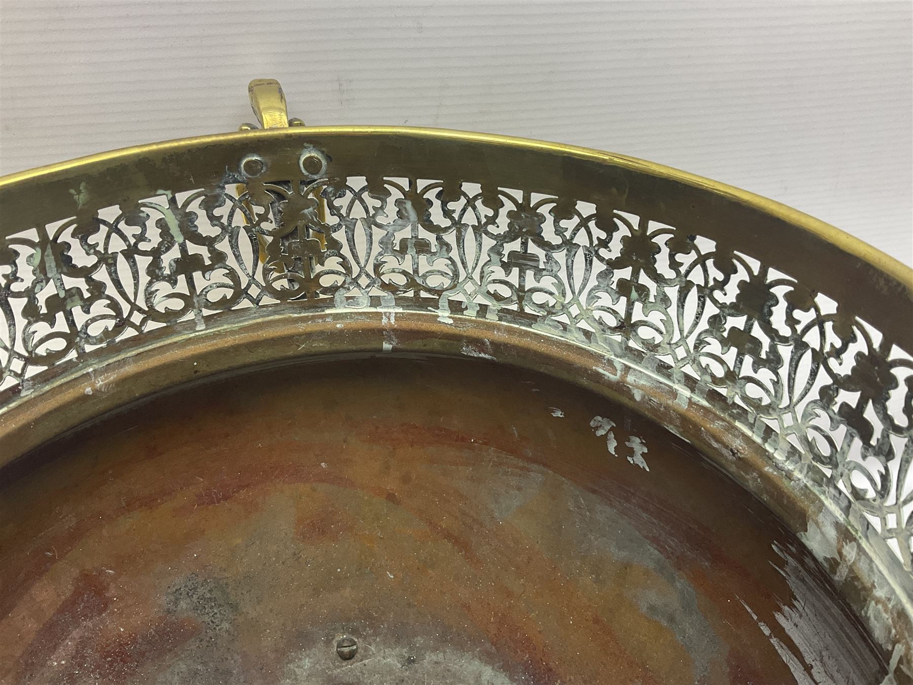 Early 20th century brass coal bucket with pierced sides - Image 3 of 13