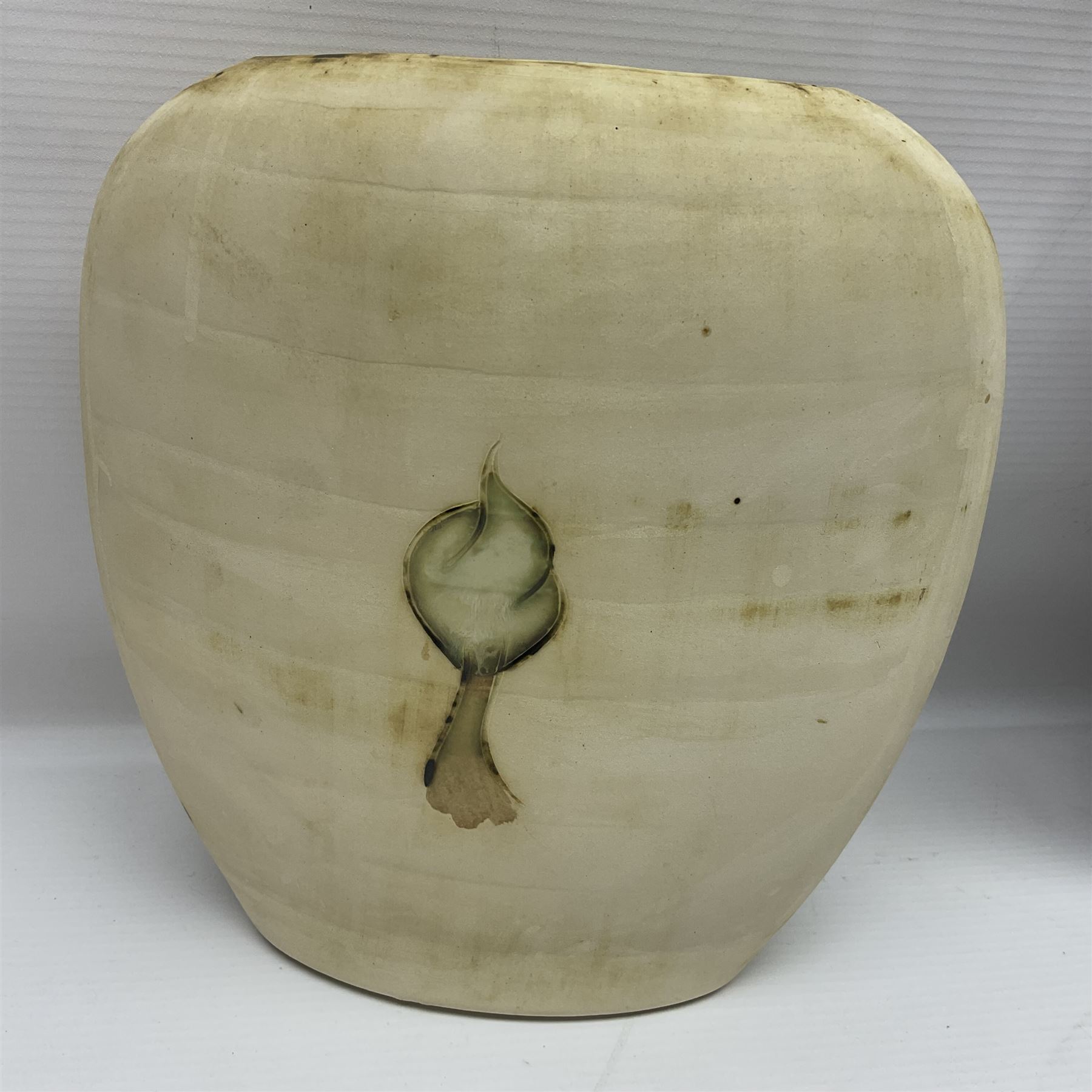 Collection of studio pottery - Image 8 of 15