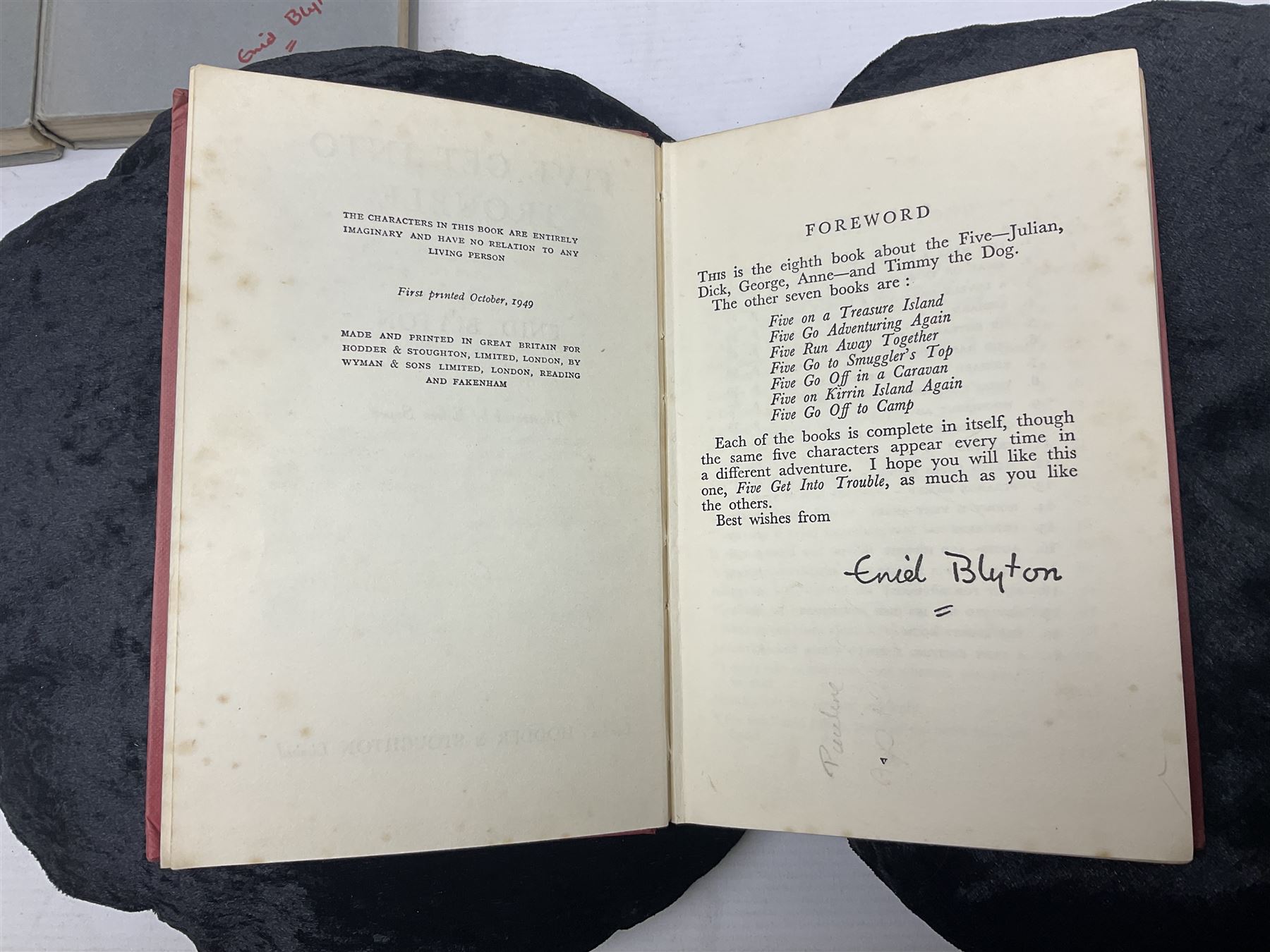 Enid Blyton; Famous five twenty volumes - Image 13 of 17
