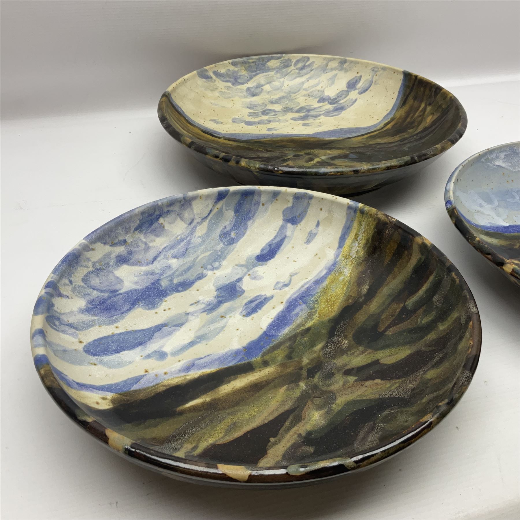 Wendy Abbott Salt; Three studio pottery dishes - Image 2 of 10
