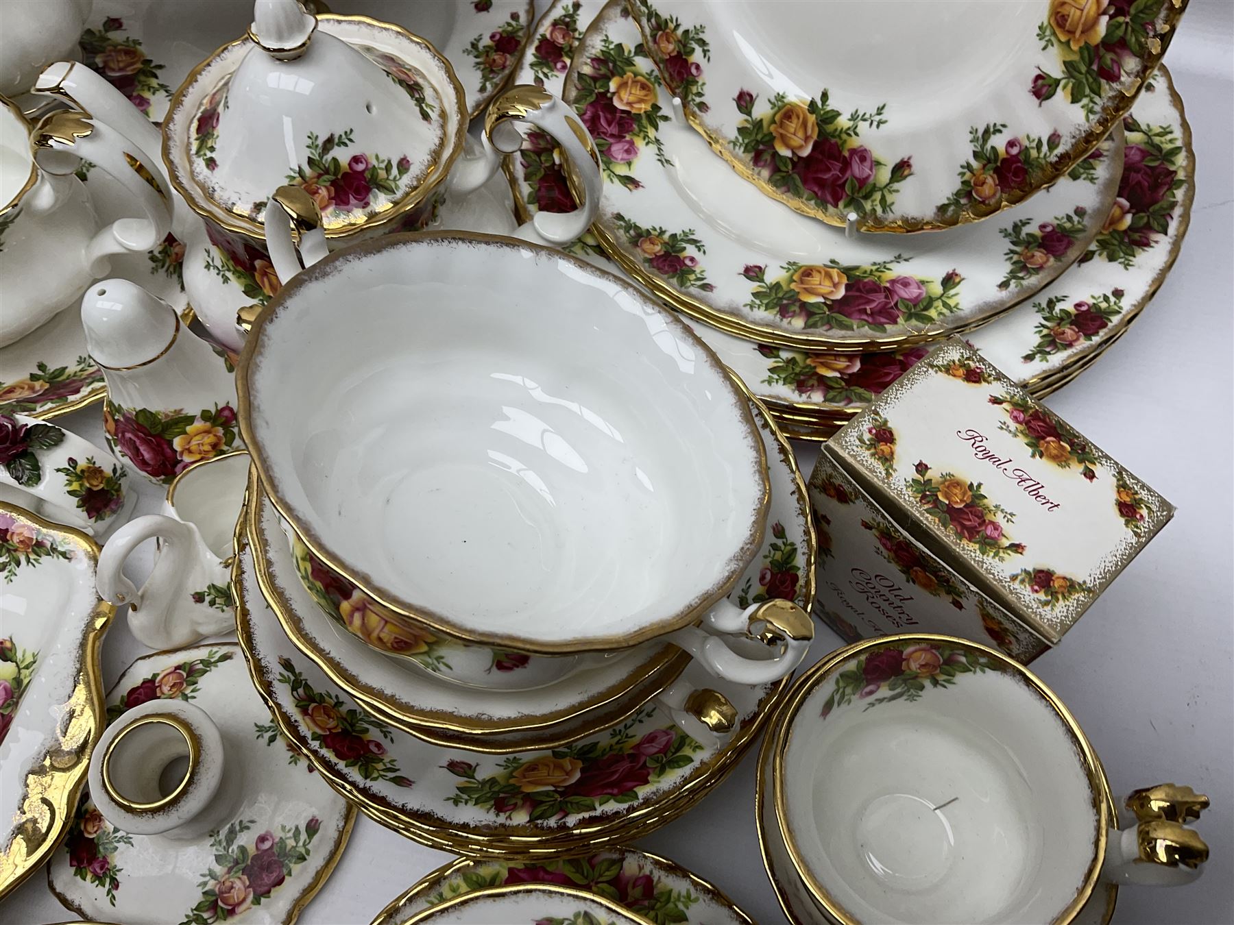 Royal Albert Old Country Roses pattern coffee service for six - Image 8 of 17