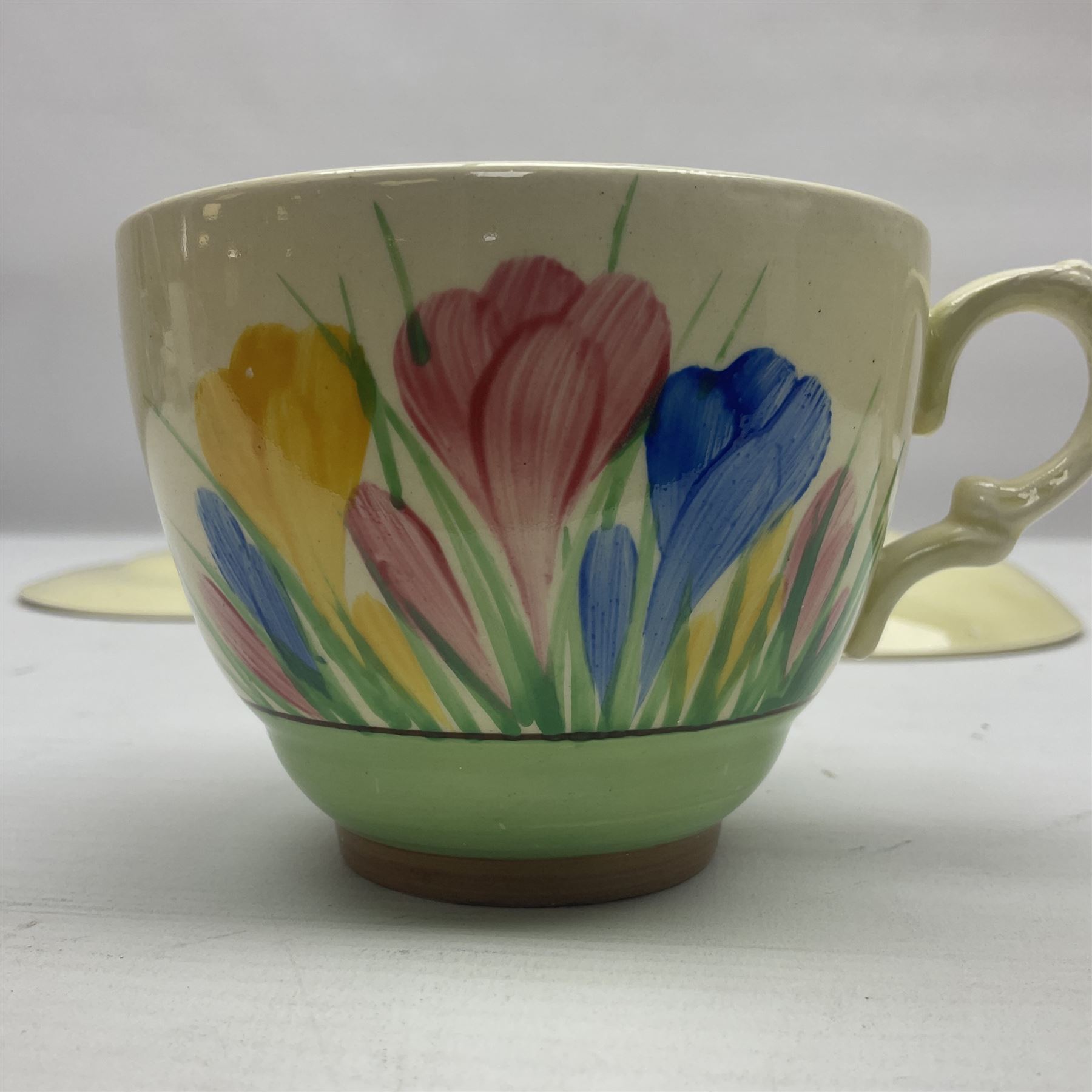 Clarice Cliff trio and plate in Spring Crocus pattern - Image 13 of 15