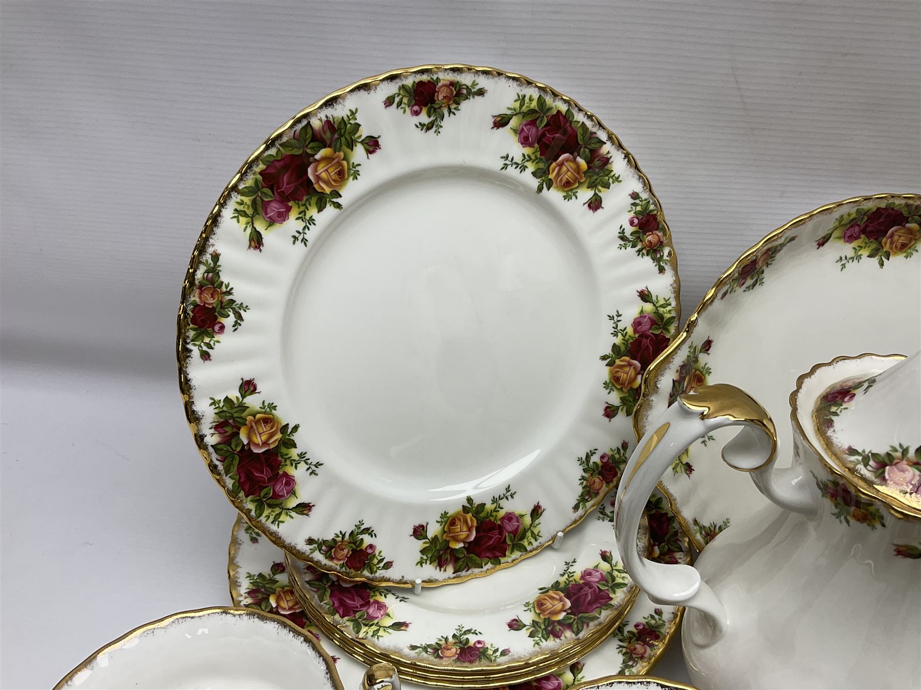 Royal Albert Old Country Roses pattern coffee service for six - Image 13 of 17