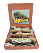 Hornby ‘0’ gauge M1 Goods Set box containing clockwork 0-4-0 steam locomotive and matching tender no