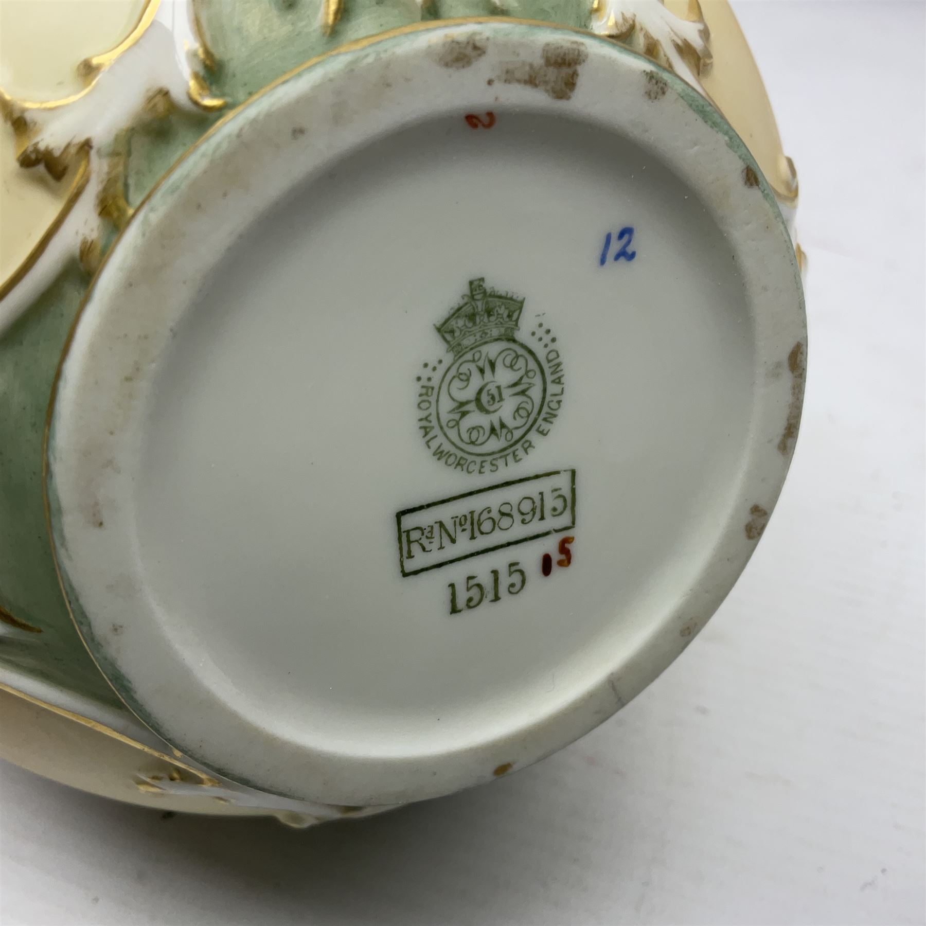 Royal Worcester blush ivory jar and cover - Image 7 of 7