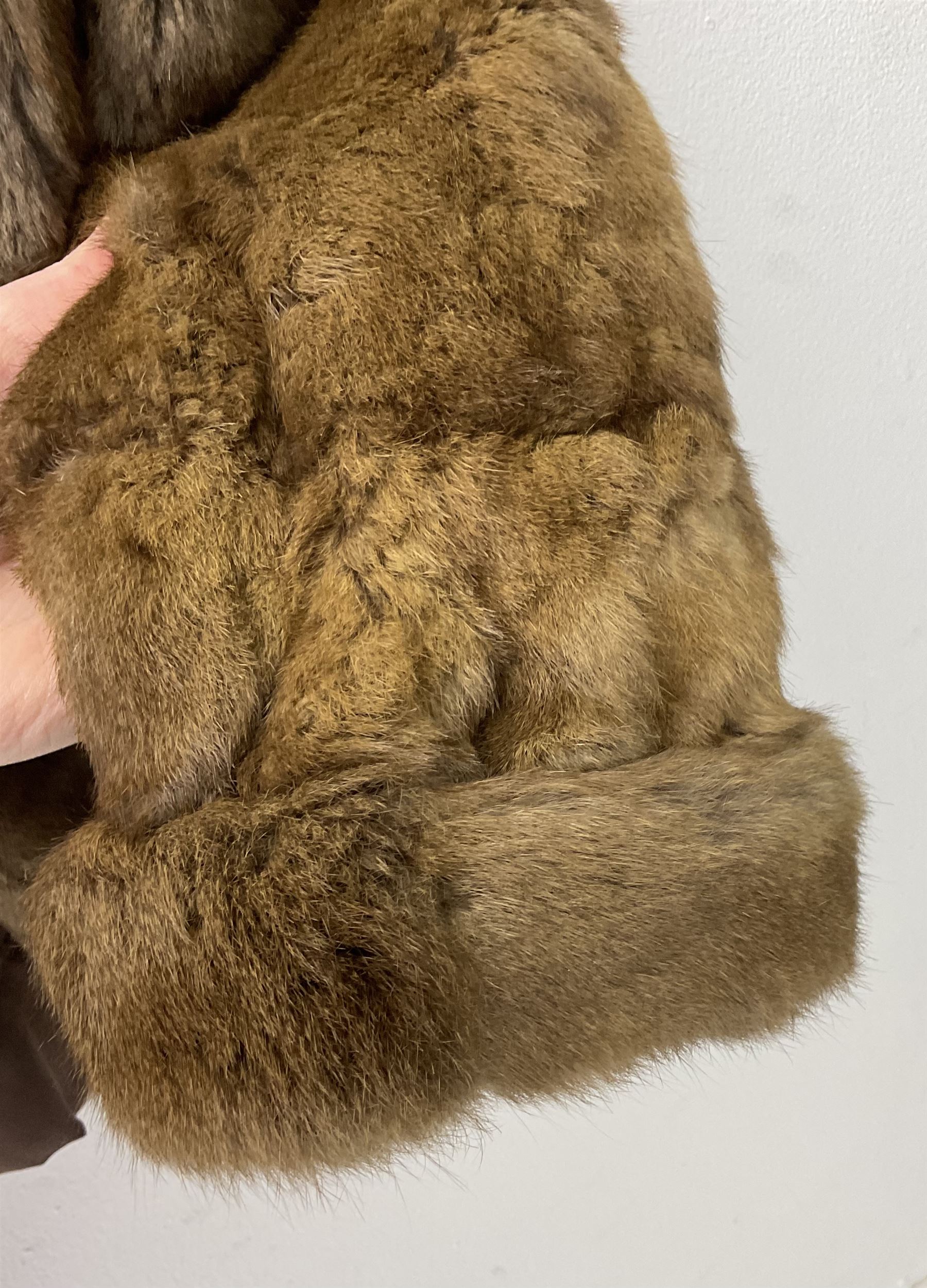 Ladies short rabbit fur jacket - Image 3 of 4
