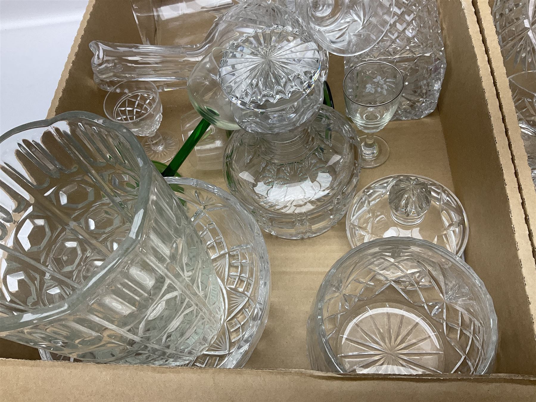 Cut crystal and glassware - Image 7 of 10