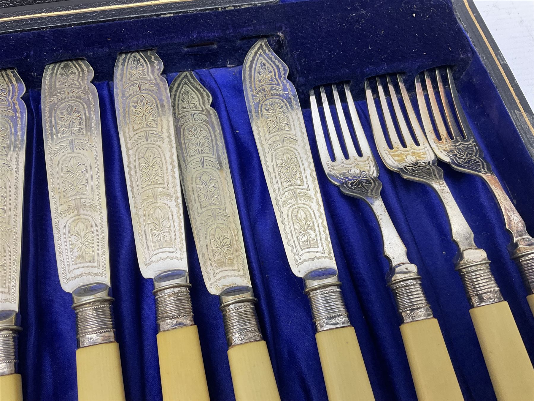 Set of six EPNS fish knives and forks with ivorine handles and hallmarked silver ferrules - Image 7 of 10