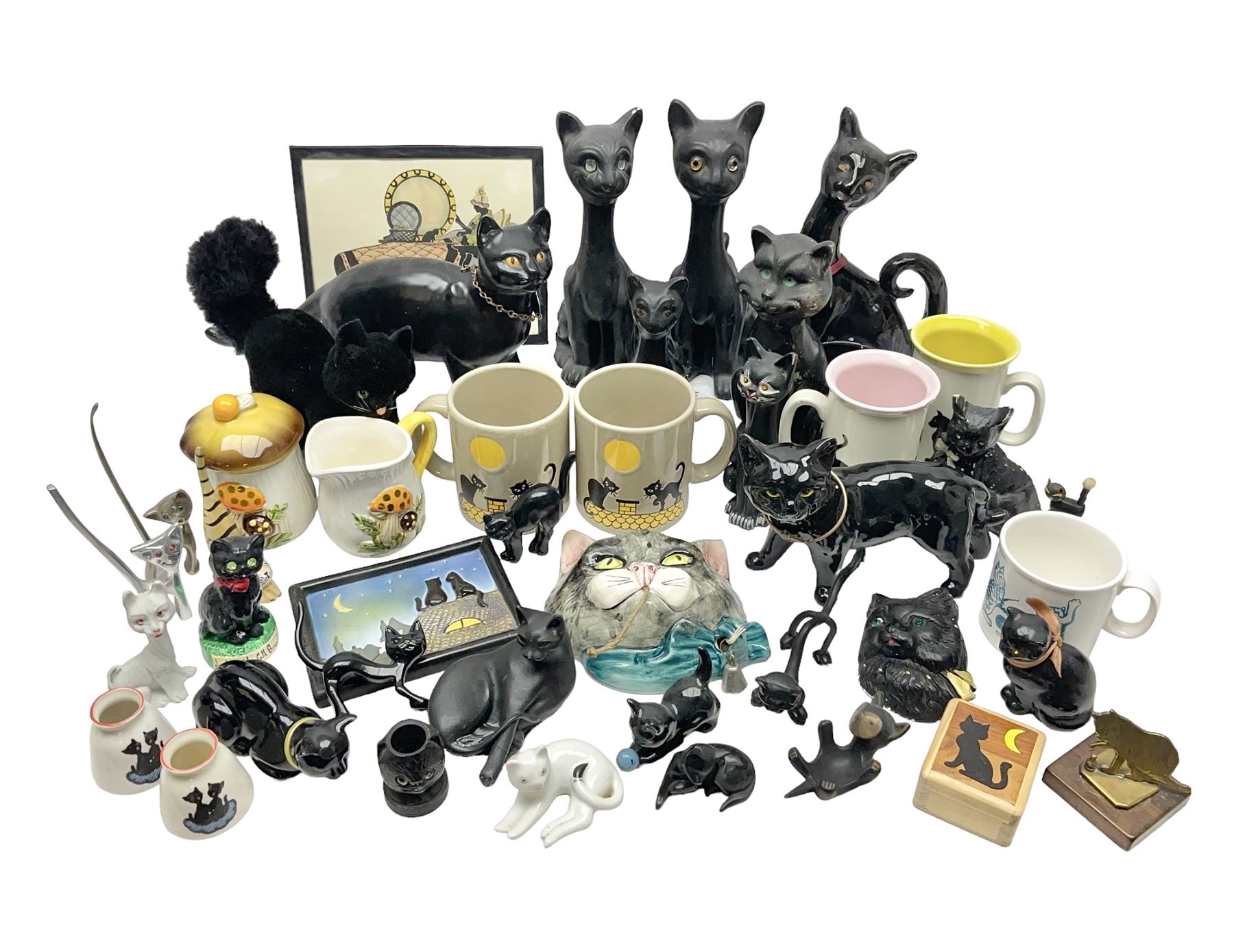 Collectables including figures
