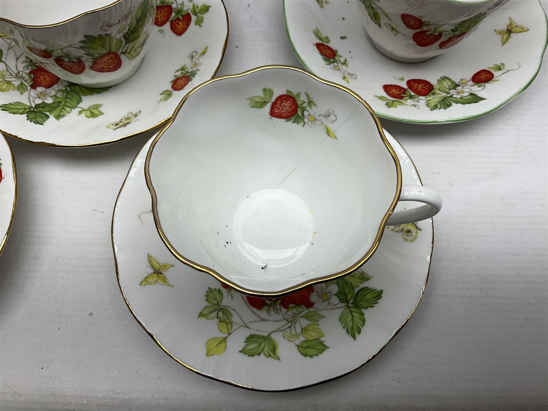 Ringtons and Queen's China Virginia Strawberry pattern teawares - Image 3 of 8