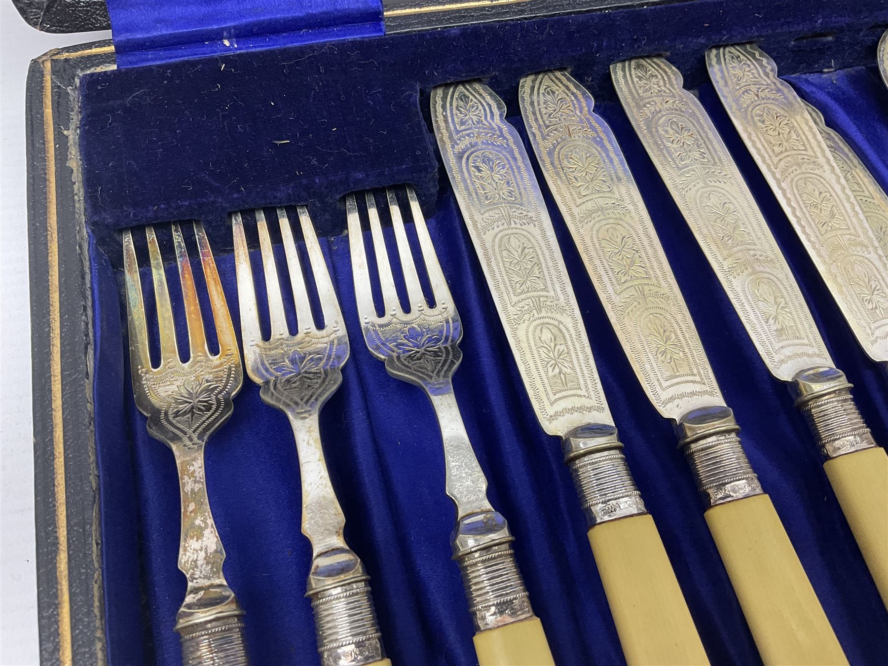 Set of six EPNS fish knives and forks with ivorine handles and hallmarked silver ferrules - Image 6 of 10