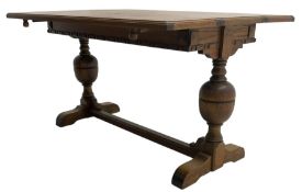 Early 20th century oak 'Ee-zi-Way one motion extending dining table'