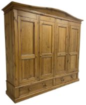 Large pine quadruple wardrobe