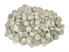 Approximately 2577 grams of Great British pre 1947 silver coins