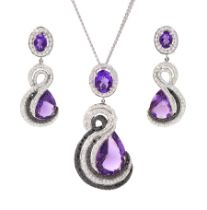 18ct white gold amethyst and diamond pendant necklace