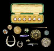Victorian and later jewellery including two silver horseshoe brooches