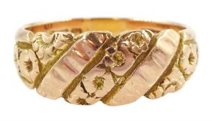 Early 20th century 9ct gold floral scroll ring