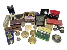 Collection of compact mirrors