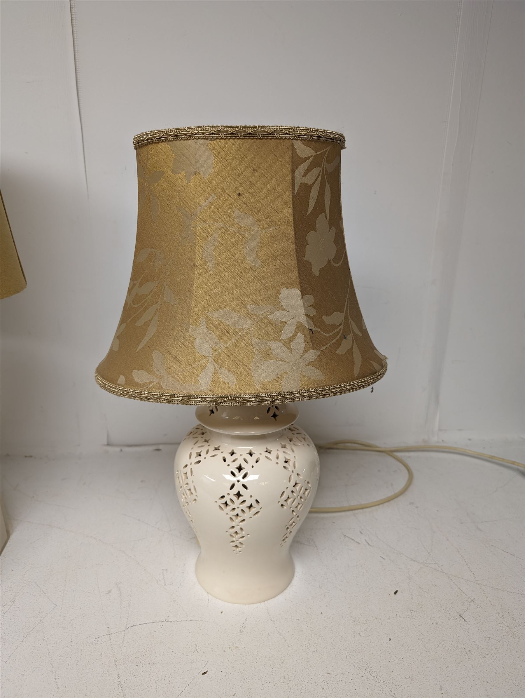 Two table lamps - Image 2 of 3