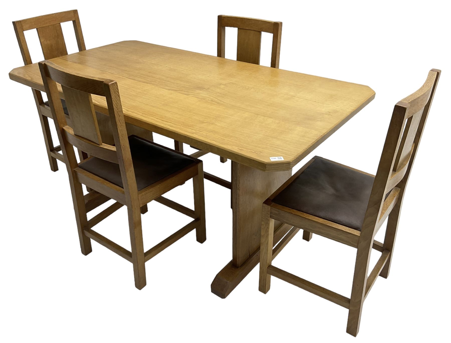 Light oak dining table - Image 4 of 7