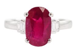 18ct white gold oval cut Burmese ruby ring