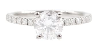 18ct white gold single stone round brilliant cut diamond ring