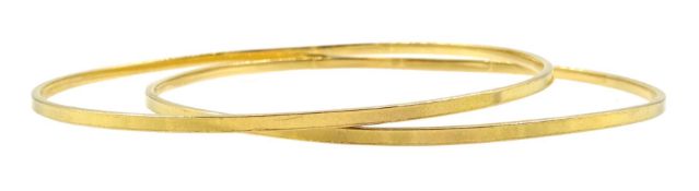 Two 22ct gold bangles