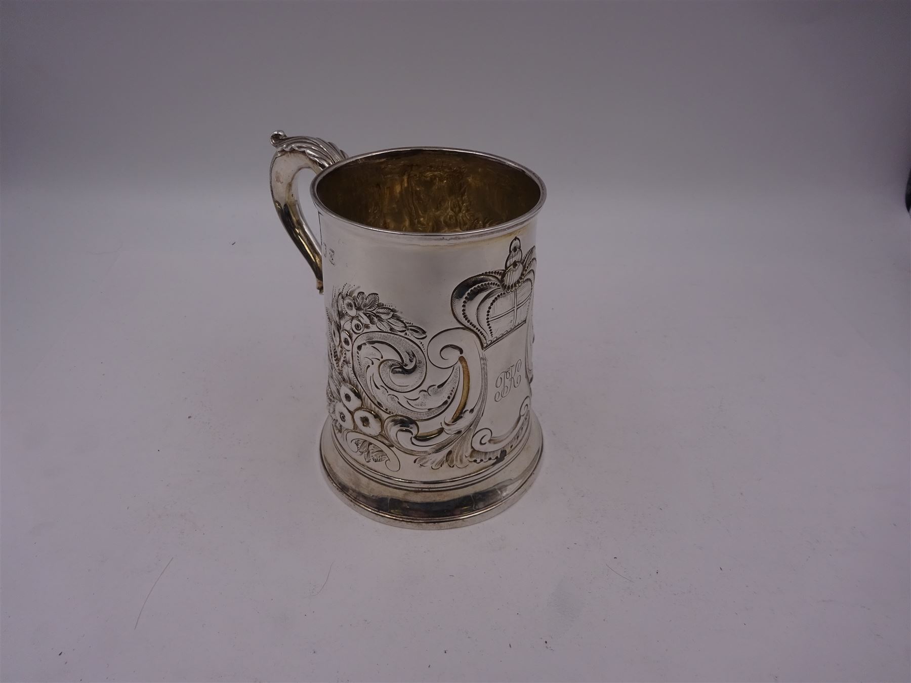 George III silver tankard - Image 3 of 8