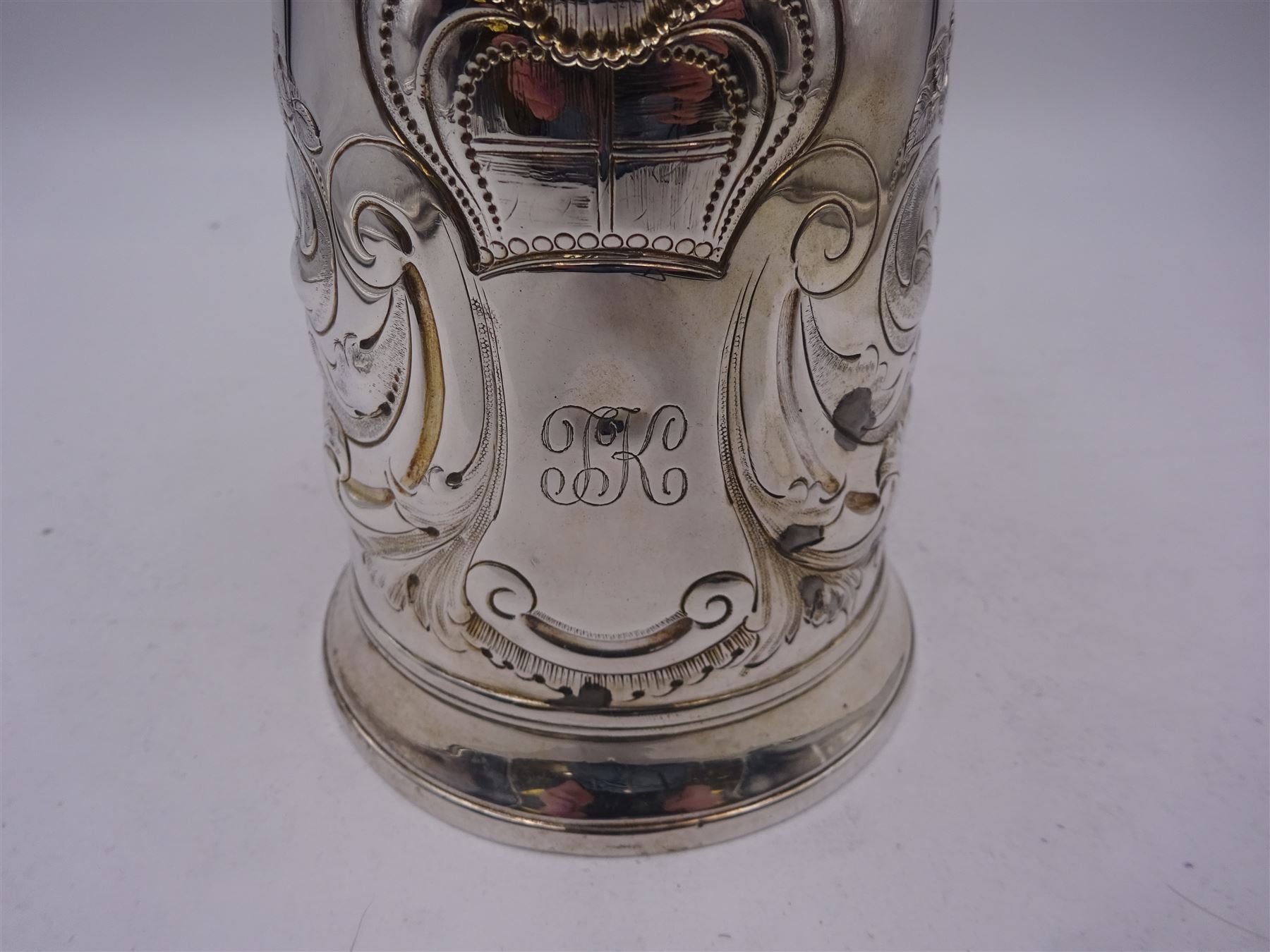 George III silver tankard - Image 4 of 8