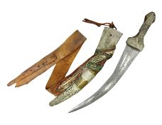 Saudi Arabian khanjar dagger with 29.5cm curving double edged steel blade; white metal and copper m