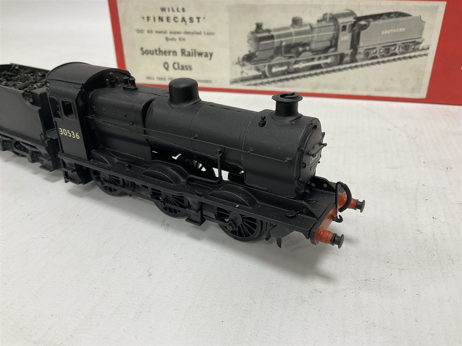 ‘00’ gauge - two kit built steam locomotive and tenders comprising SR/BR Class Q 0-6-0 no.30536 fini - Image 10 of 18