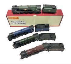 Hornby ‘00’ gauge - Merchant Navy Class 4-6-2 ‘United States Lines’ locomotive no.35012 in BR green