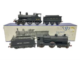 ‘00’ gauge - two kit built steam locomotives and tenders comprising GCR/LNER Class D6 4-4-0 Pollitt